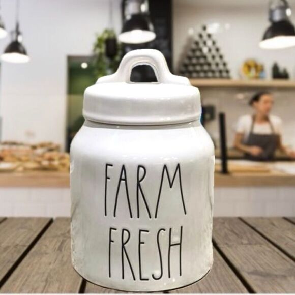 NWT Rae Dunn Gorgeous FARM FRESH White Glossy Ceramic Canister / Cookie Jar - Picture 1 of 12